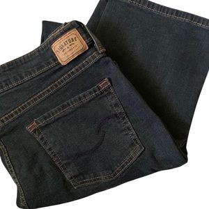 Levi’s Signature Straight Jeans